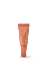 travel-size blush tapeâ„¢ liquid blush