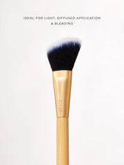angled light coverage concealer brush