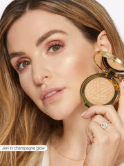 travel-size Amazonian clay shimmering light