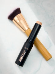 maneater™ foundation stick brush